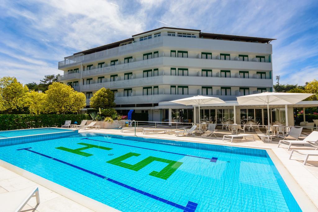 Hotel Smeraldo Линьяно-Саббьядоро Экстерьер фото