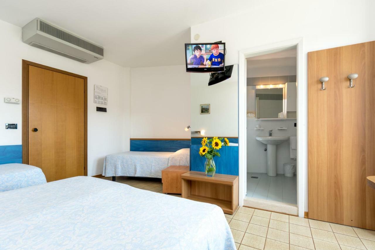 Hotel Smeraldo Линьяно-Саббьядоро Экстерьер фото